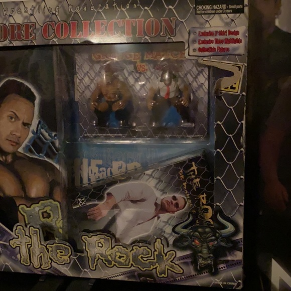 WWF Shirt - Picture 3 of 10